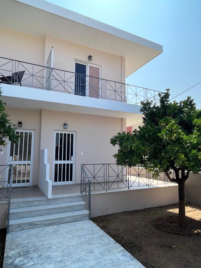 Koulouras Holiday Apartments Nikolaiika ภายนอก รูปภาพ